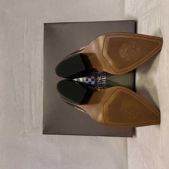 Vince Camuto Gigietta Ankle Boot Sz 7.5 ~ Very Sexy ~ Python Embossed ~ … - Picture 6 of 7